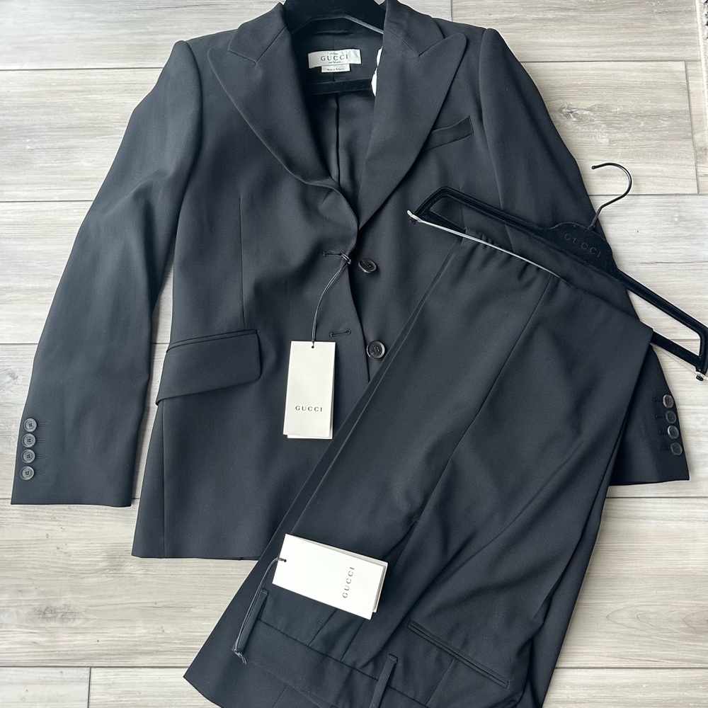 Gucci Black Suit Modern Fit Wool Blend